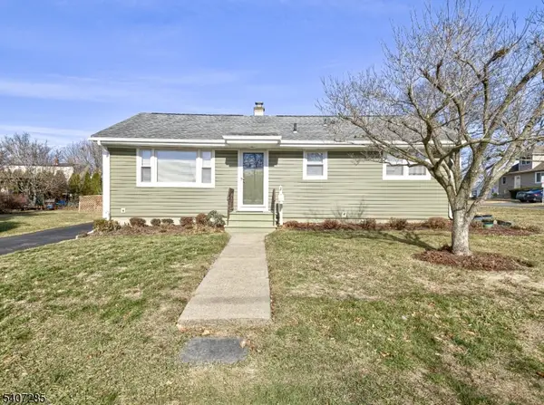 402 W Frech Ave, Manville Boro, NJ 08835