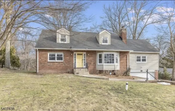 13 Woodlawn Dr, Morristown Town, NJ 07960