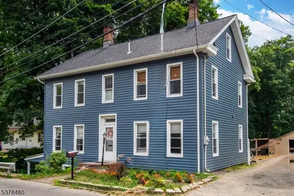 10 Passaic Ave, Ogdensburg Boro, NJ 07439