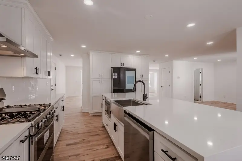 317 Willow Ave, Scotch Plains, NJ 07076 - Image #1