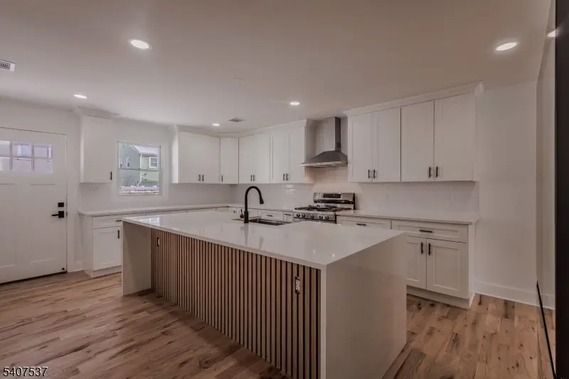 317 Willow Ave, Scotch Plains, NJ 07076 - Image #3