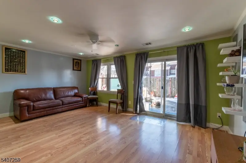 614-34 W 8th St #15, Plainfield, NJ 07060 - Image #3