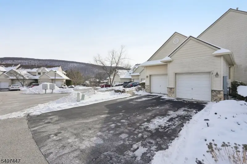 2 Caleb Ct #2, Hardyston, NJ 07419 - Image #2