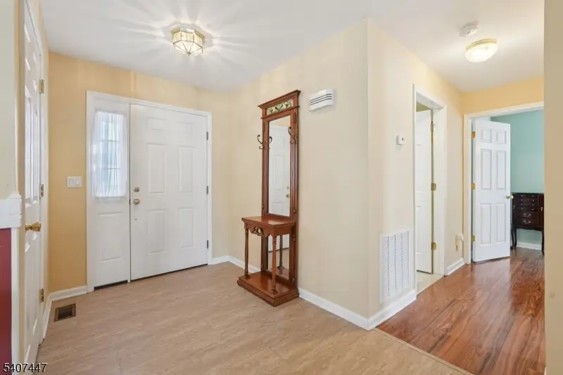 2 Caleb Ct #2, Hardyston, NJ 07419 - Image #3