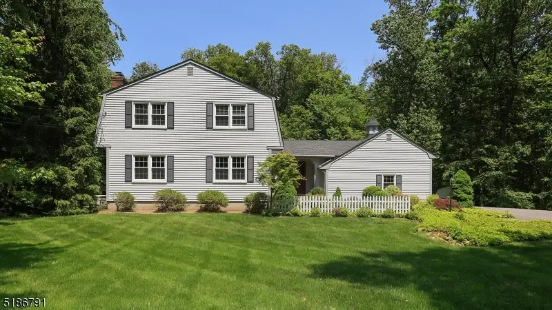 25 Angus Ln, Warren, NJ 07059 - Image #2