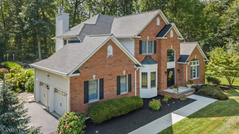 202 Bradford Lane, Bloomsbury, NJ 08804 - #1