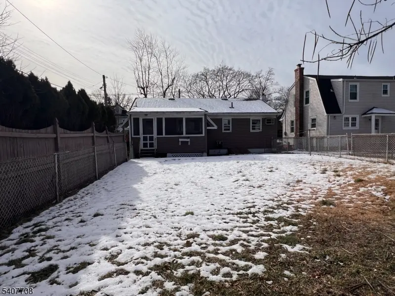 121 Woodbridge Ave, Sewaren, NJ 07077 - #3