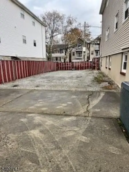 273 Danforth Ave, Jersey City, NJ 07305 - #2