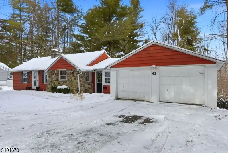 41 Summit Rd, Lake Mohawk, NJ 07871 - Image #2