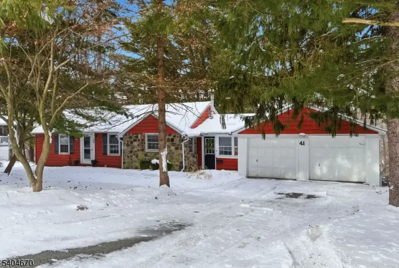 41 Summit Rd, Lake Mohawk, NJ 07871 - Image #3