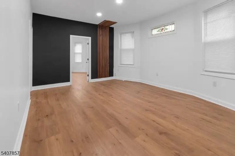 45 Seymour Ave, Newark, NJ 07108 - Image #2