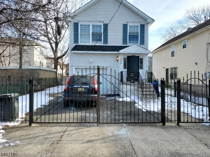 648 S 15th St #2, Newark, NJ 07103 - Image #1