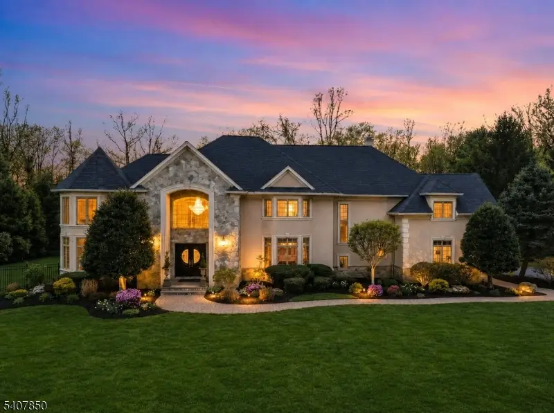 2 Stewart Ct, Old Tappan, NJ 07675 - #1