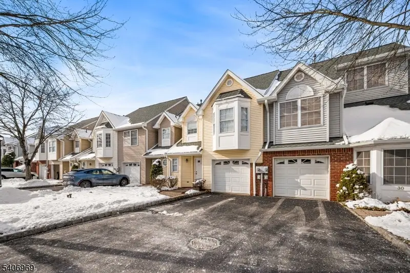 31 Angela Way, Berkeley Heights, NJ 07922 - Image #2