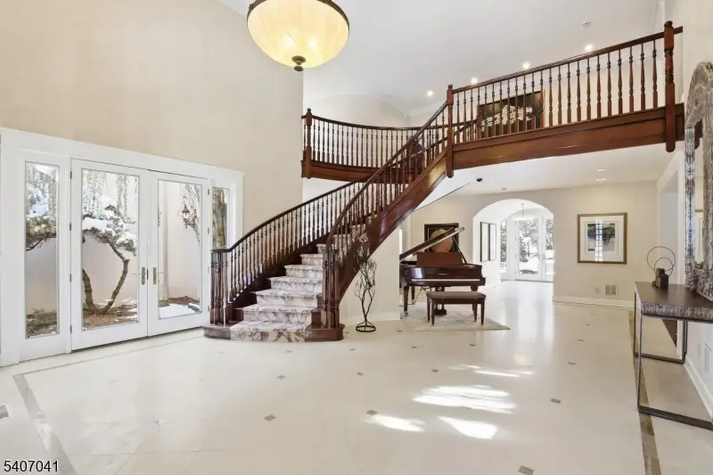 4 Grasmere Ct, Livingston, NJ 07039 - Image #3