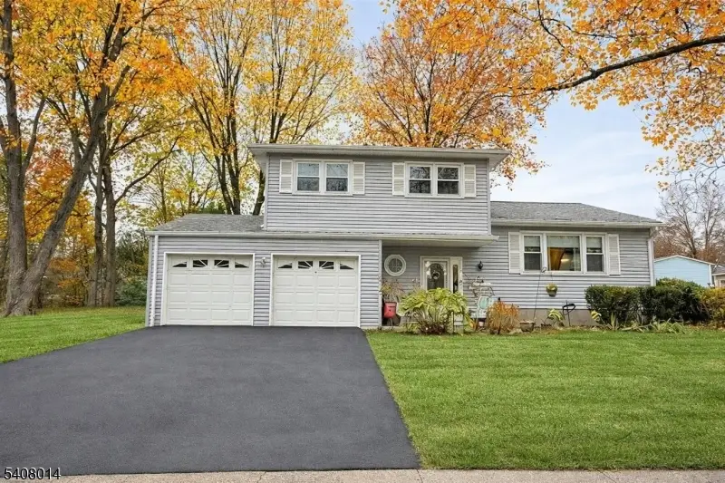 295 English Ct, Finderne, NJ 08807 - Image #1