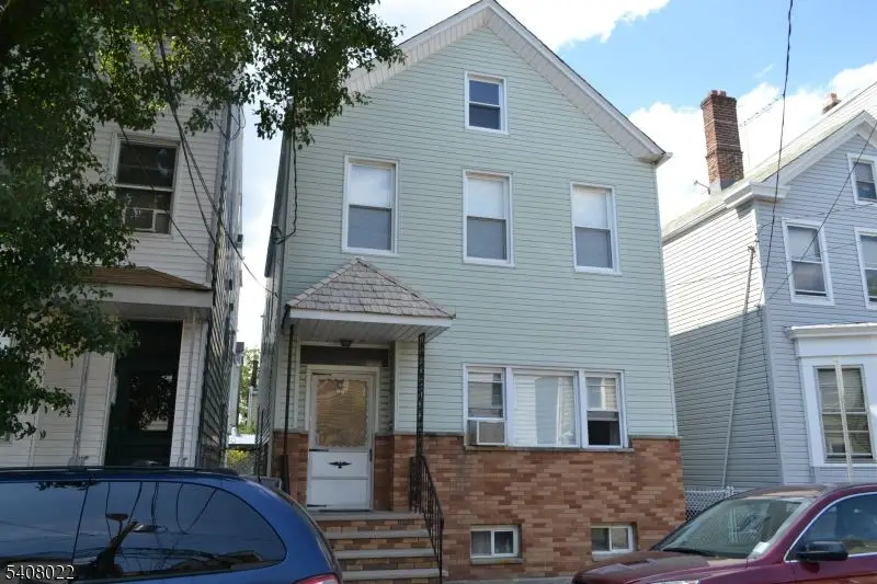 22 Marne St, Newark, NJ 07105 - #1