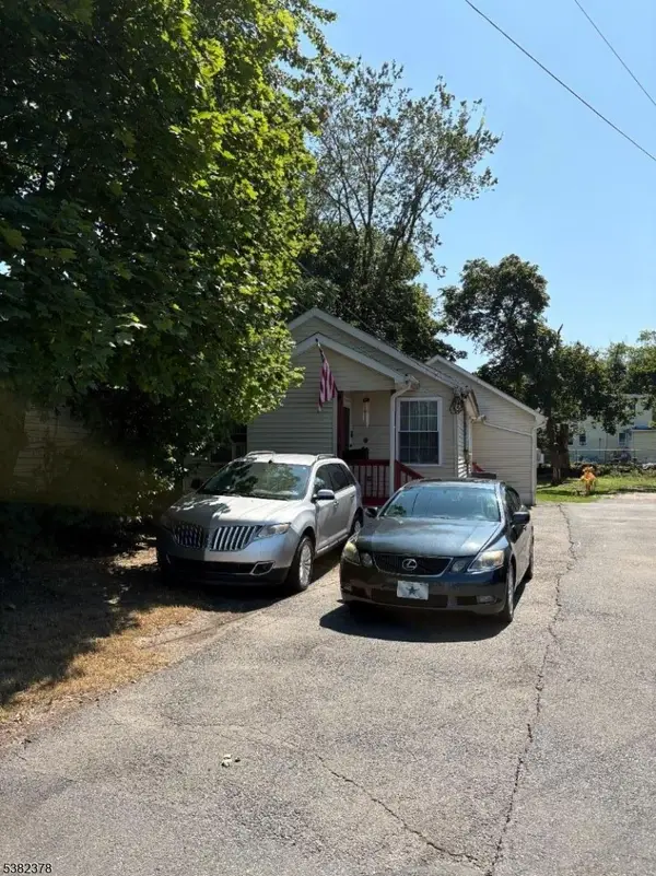 49 Hope St - Aka 119 Oxford, Paterson City, NJ 07522