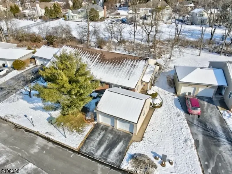 36 Brandywyne Dr, Florham Park, NJ 07932 - Image #2