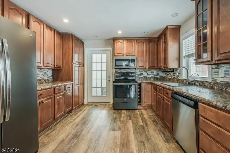 108 Lake Ave, Newton, NJ 07860 - Image #1