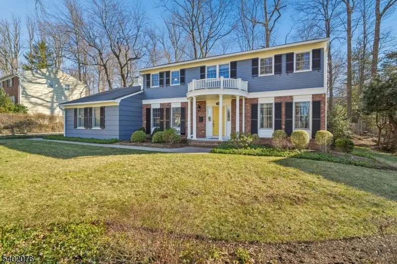 46 Coolidge Dr, Berkeley Heights, NJ 07922 - Image #2