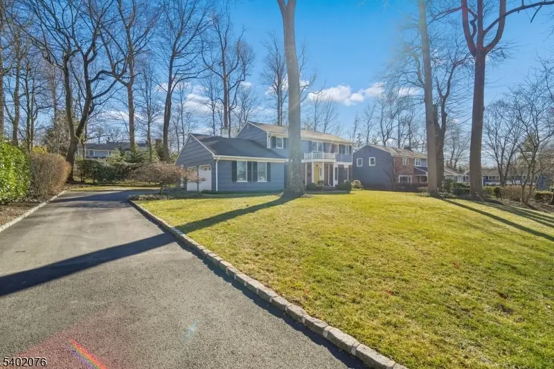 46 Coolidge Dr, Berkeley Heights, NJ 07922 - Image #3