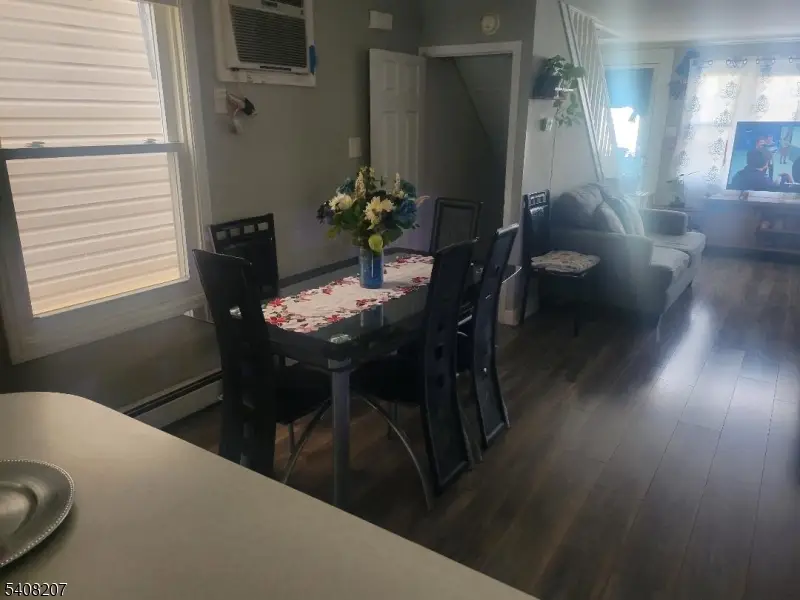 97 Marne St, Newark, NJ 07105 - Image #3