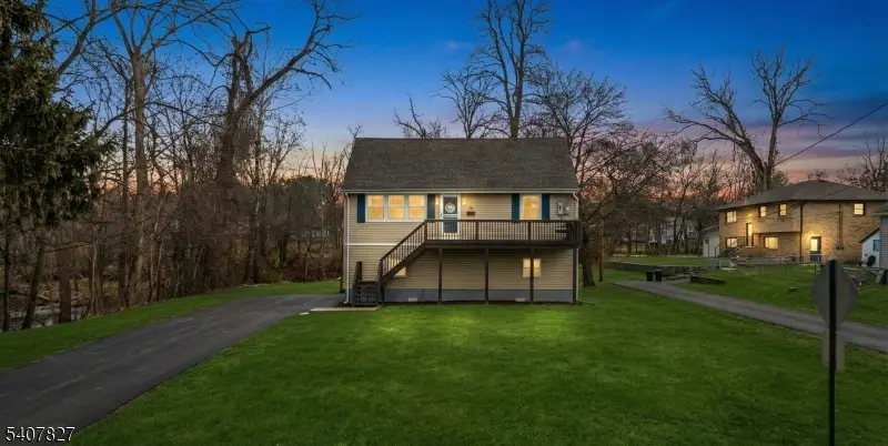 26 Pequannock Ave, Pequannock Township, NJ 07440 - Image #1