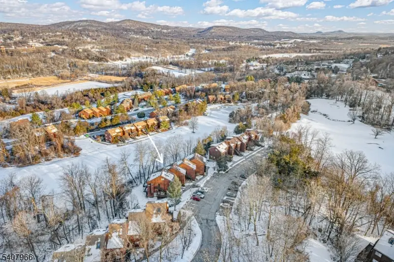 3 Port Royal Dr #5, Vernon Township, NJ 07462 - Image #1