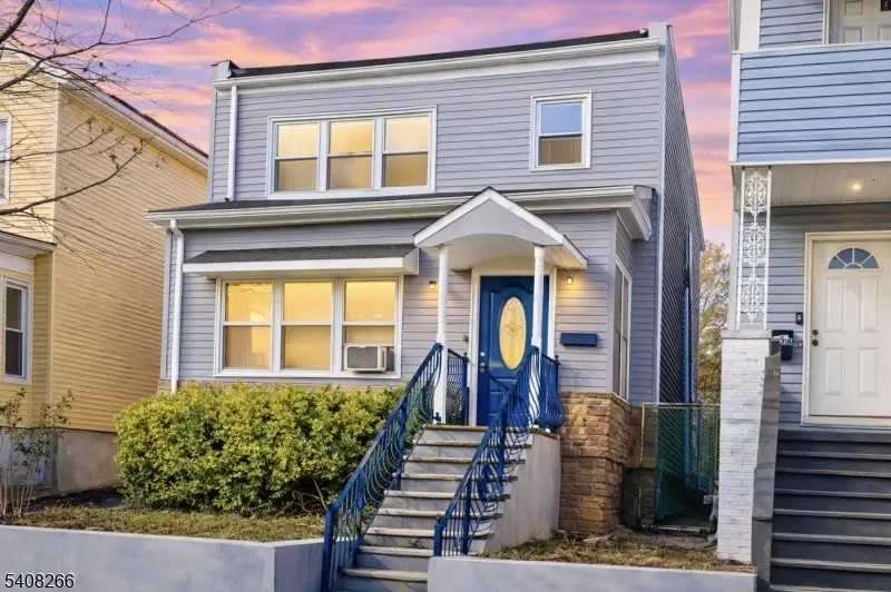 526 Jackson Ave, Elizabeth, NJ 07201 - Image #1