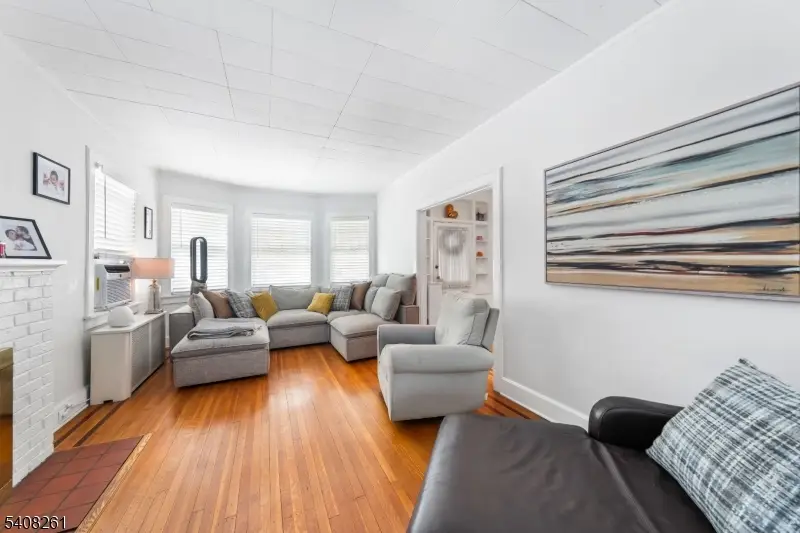 49- 51 Princeton Rd, Elizabeth, NJ 07208 - Image #2