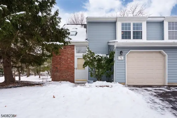 71 Avebury Pl, Franklin Twp., NJ 08873