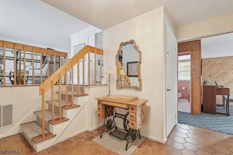 68 E Sherbrooke Pkwy, Livingston, NJ 07039 - Image #2