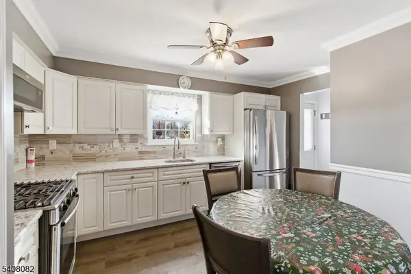 108 Windsor Ct, Hillsborough Twp., NJ 08844