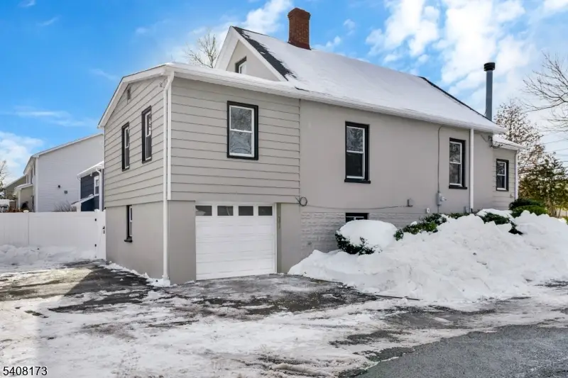 110 Livingston Ave, New Providence, NJ 07974 - Image #3