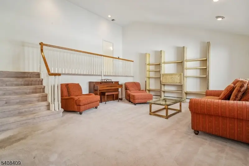 20 Archbridge Ln, Springfield, NJ 07081 - Image #3