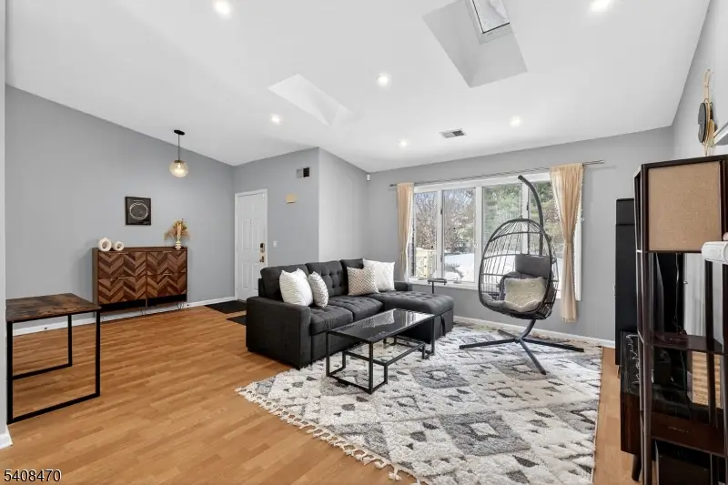 68 Westchester Ter, Clinton Township, NJ 08801 - Image #1