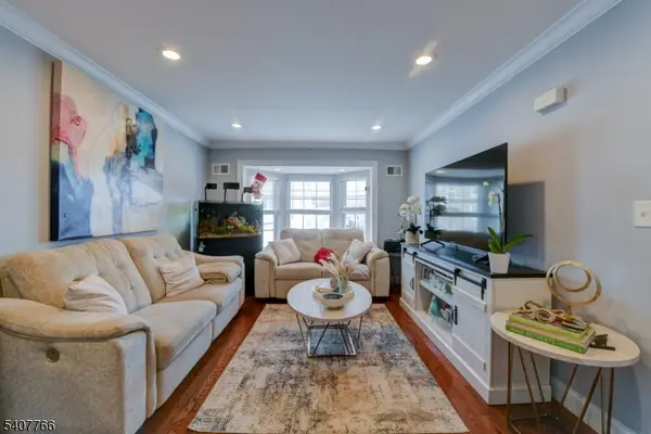 1008 E Grand St, Elizabeth City, NJ 07201