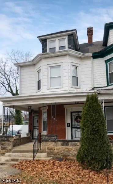 943 Carteret Ave, Trenton, NJ 08618 - Image #1