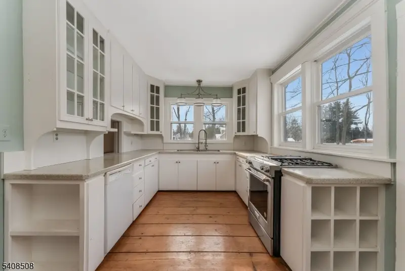 50 Main St, Flanders, NJ 07893 - Image #3