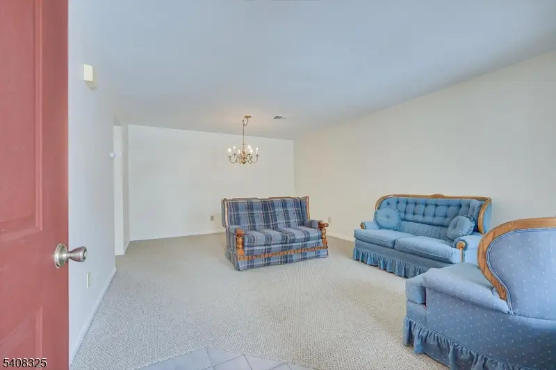 4 Deborah Ct, Robbinsville, NJ 08691 - #3