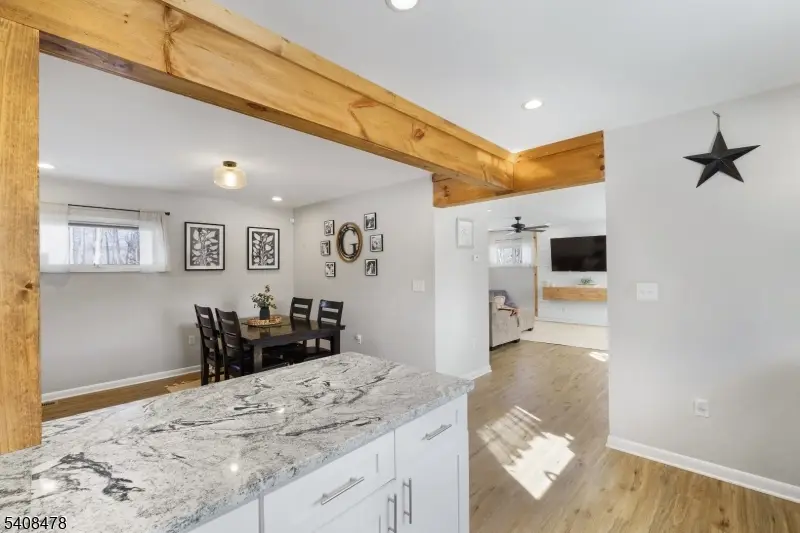 24 Plaza Dr, Crandon Lakes, NJ 07860 - #3