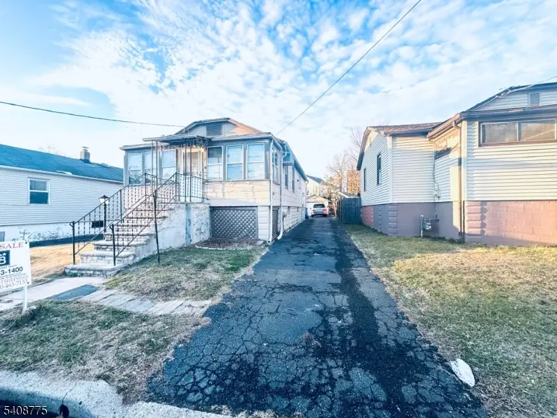 28 Silzer Ave, Iselin, NJ 08830 - #2