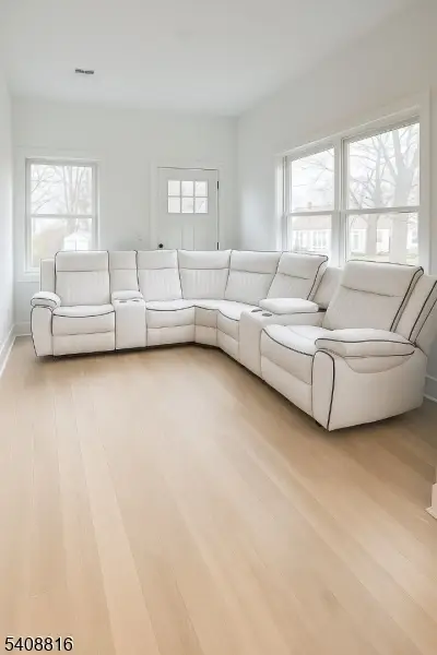 203 Queen Anne Rd, Bogota, NJ 07603 - Image #2