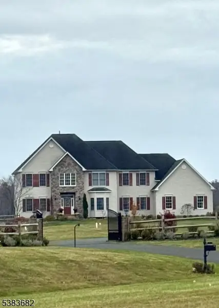 39 Sky Manor Rd, Pittstown, NJ 08867 - Image #3