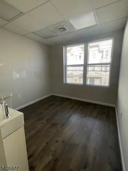 332 Lafayette St, Newark, NJ 07105 - Image #2