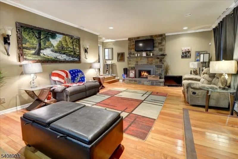 21 Tice Pl, Ringwood, NJ 07456 - Image #2