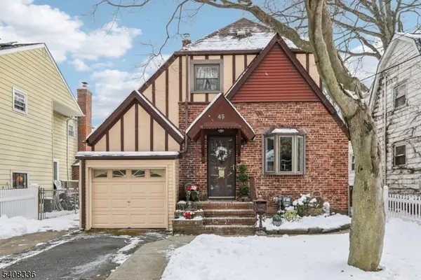 45 Marlboro Rd, Clifton City, NJ 07012