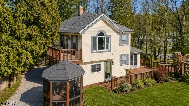 1 Old Dingman Rd, Sandyston, NJ 07851 - #1