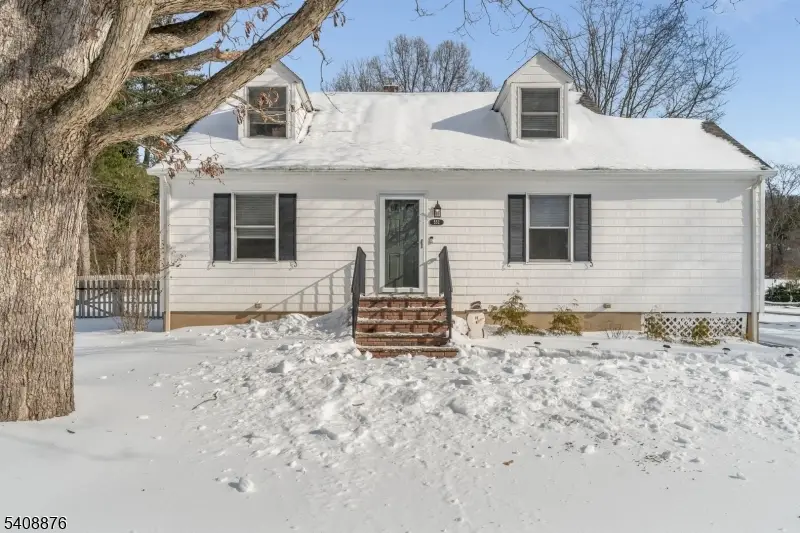 552 Foothill Rd, Bridgewater, NJ 08807 - Image #2